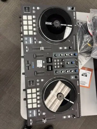 RANE - RANE DJ ONE